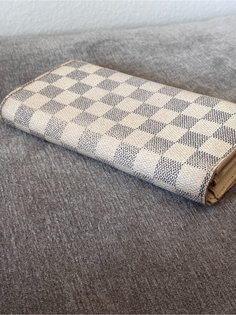 Louis Vuitton Damier Azur Long Continental Wallet - Picture 10 of 12
